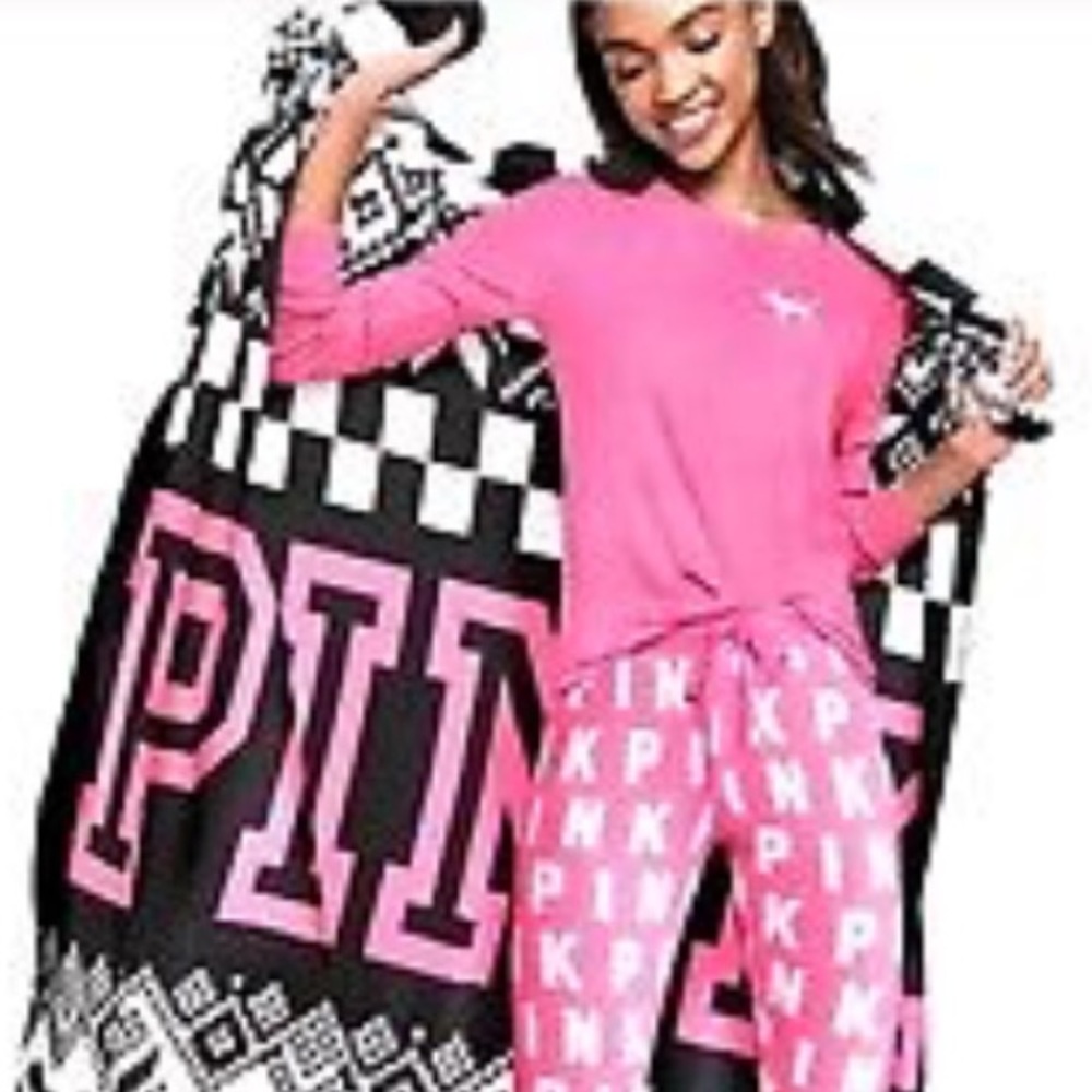 Victoria’s Secret Fair Isle Fleece 50x60 Blanket
